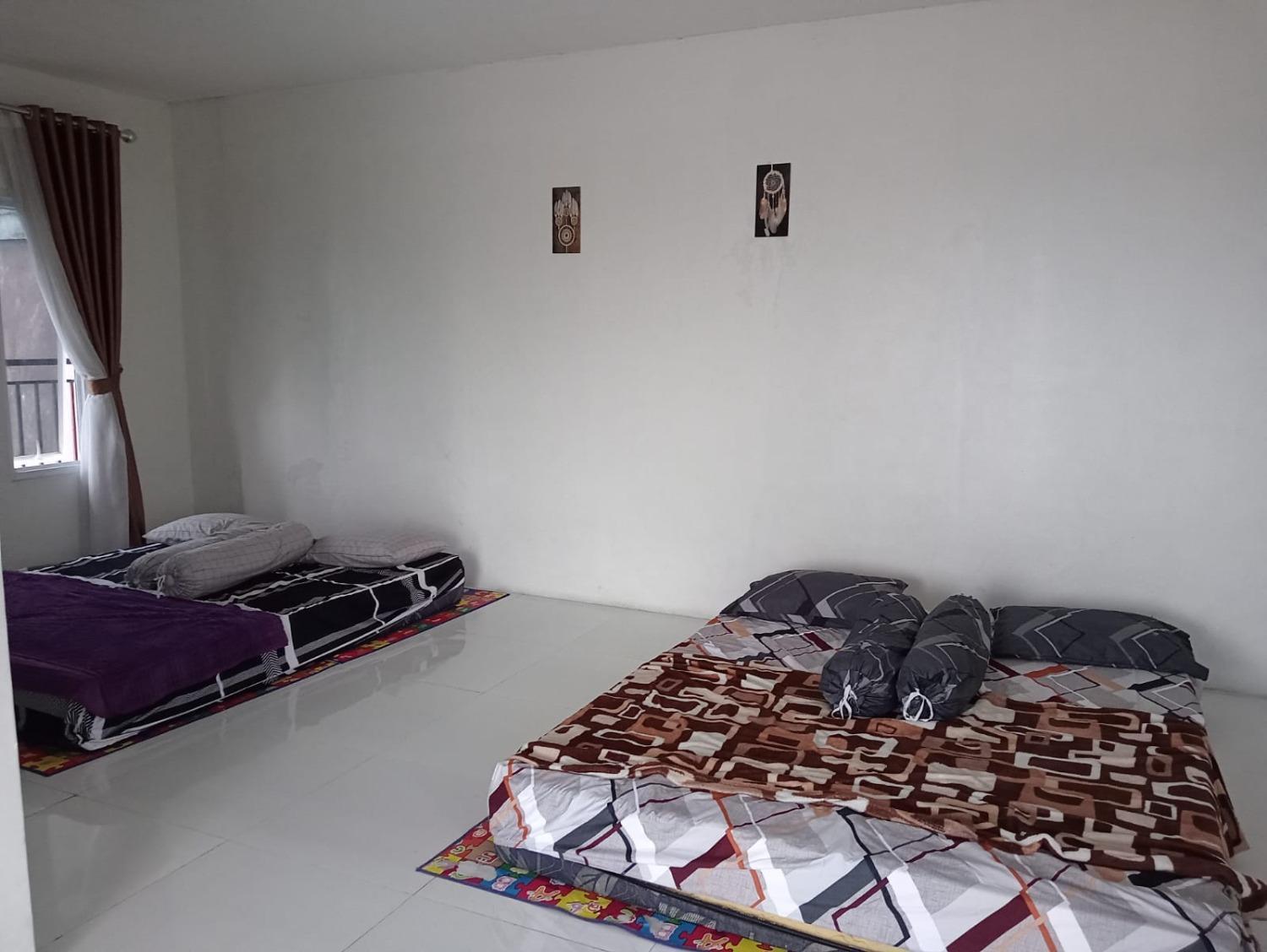 Villa Putih سيساروا المظهر الخارجي الصورة